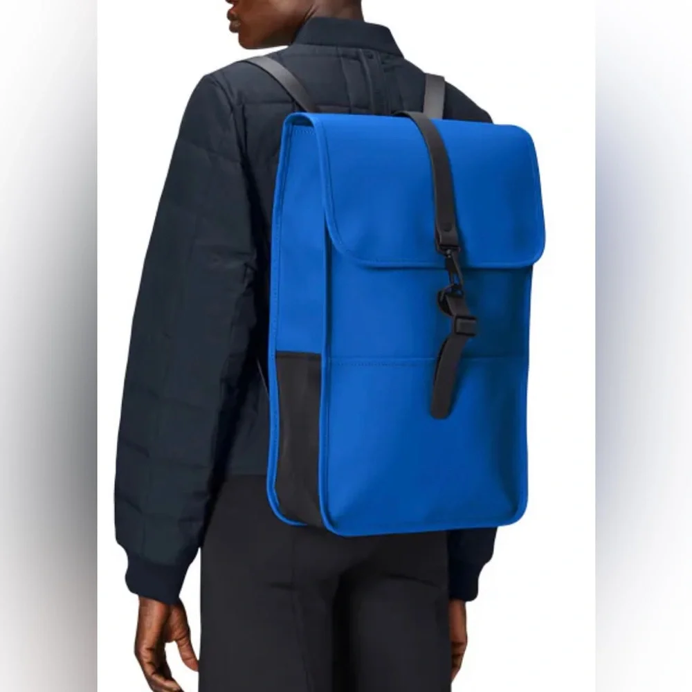 NWT Rains Backpack in Waves Blue